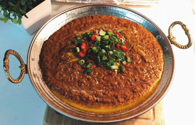 طريقة عمل الفول بالطماطم السعودي