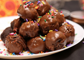 طريقة عمل كرات الكيك بالنوتيلا