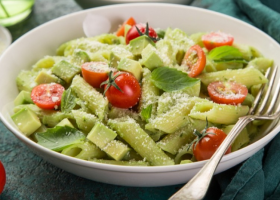 طريقة عمل مكرونة مع صوص الأفوكادو