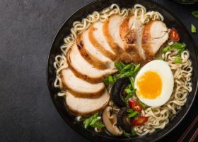 طريقة عمل الرامن الياباني