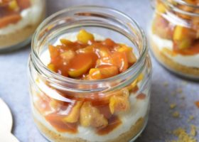 طريقة عمل تشيز كيك التفاح