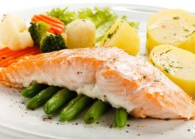 طريقة عمل سلمون بالزبدة