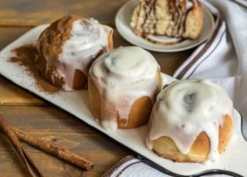 طريقة عمل صوص السينابون بالجبن الكيري