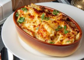 طريقة عمل طاجن مكرونة بالدجاج