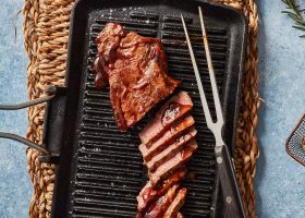 طريقة عمل ستيك بصلصة الباربيكيو