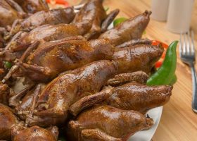 طريقة عمل الحمام المحشي المصري