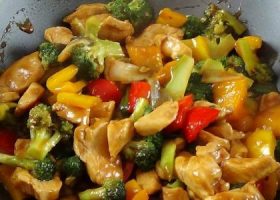 طريقة عمل دجاج صيني بالخضار