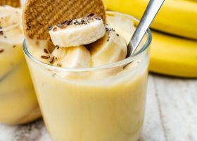 طريقة عمل بودينج الموز بدون بيض