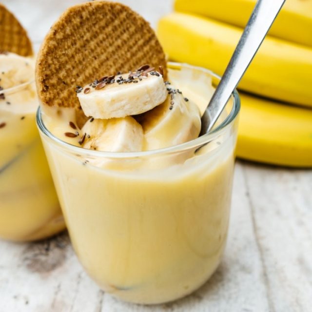 طريقة عمل بودينج الموز بدون بيض