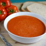 طريقة عمل شوربة الطماطم باللحم المفروم