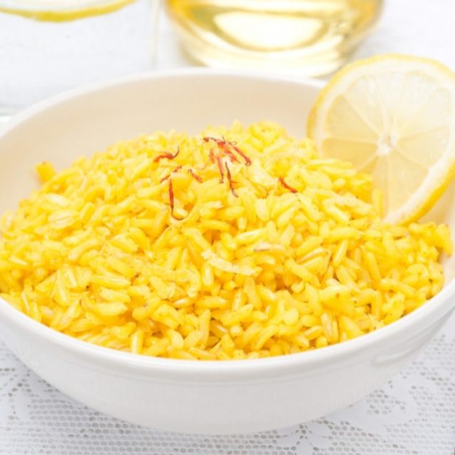 طريقة عمل الأرز بالليمون والزعفران