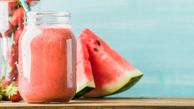 طريقة عمل عصير البطيخ والشمام