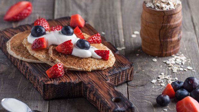 طريقة عمل بان كيك الشوفان بدون بيض