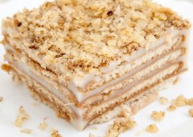 طريقة عمل حلى طبقات البسكويت بالجوز