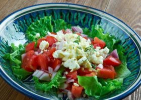 طريقة عمل سلطة شنكليش