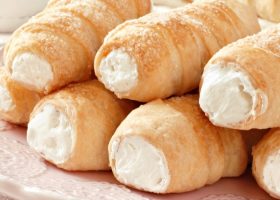 طريقة عمل حلى البف باستري بالقشطة