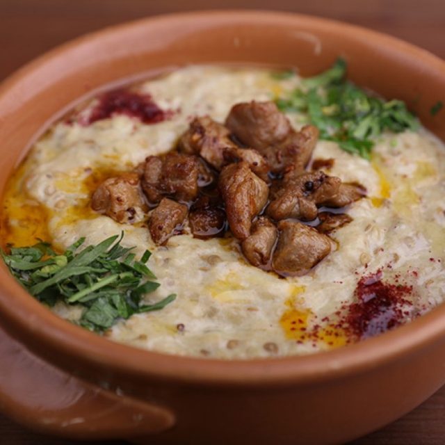 طريقة عمل طاجن الباذنجان باللحم