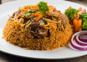 طريقة عمل كبسة اللحم والخضار