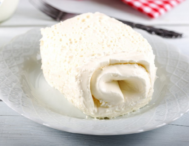 طريقة عمل القشطة من الحليب البودرة