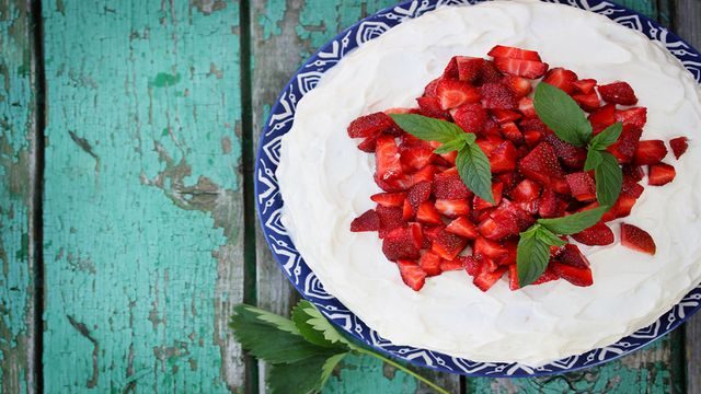 طريقة عمل حلى بارد بدون بسكوت