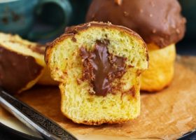 طريقة عمل خلية النحل بالشوكولاتة