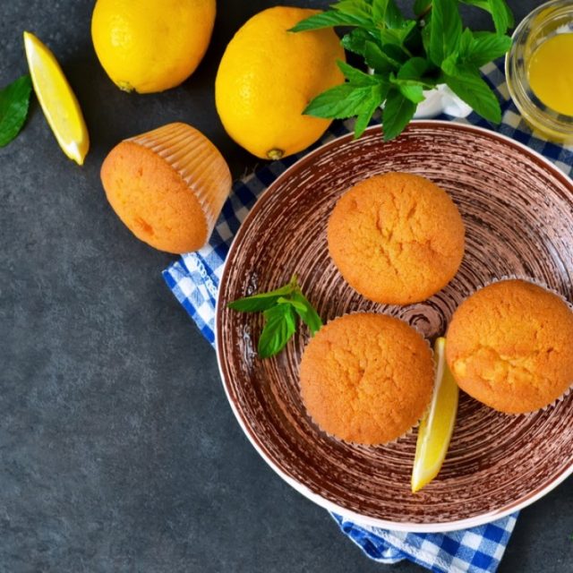 طريقة عمل كب كيك الليمون بالقرفة