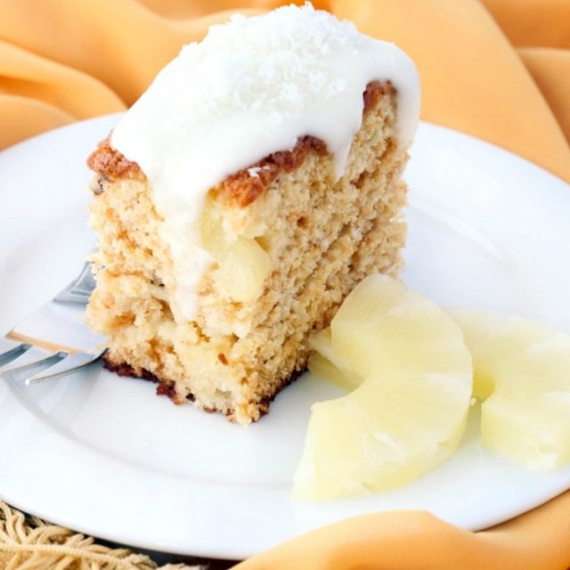 طريقة عمل كيك الأناناس بالجبن الكريمي