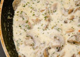 طريقة عمل صوص المشروم للمكرونة