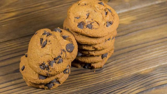 طريقة عمل كوكيز بخليط الكيك