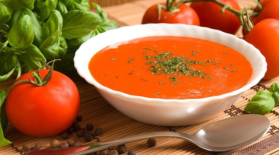 طريقة عمل شوربة الطماطم الايطالية