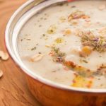 طريقة عمل شوربة بيضاء بالذرة