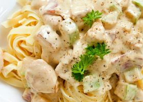 طريقة عمل الباستا بالدجاج والكريمة