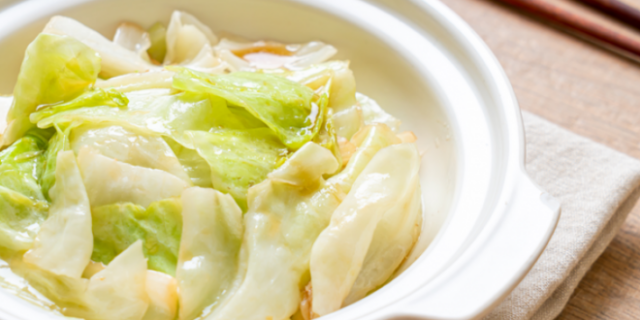 طريقة عمل سلطة الملفوف المقلي