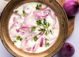 طريقة عمل سلطة الزبادي الهندية