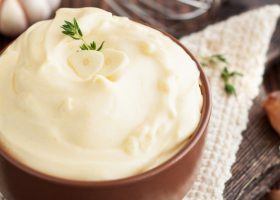 طريقة عمل الثومية بدون نشا