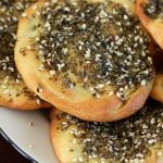 طريقة عمل مناقيش بالزعتر