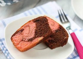 طريقة عمل كيك الفراولة والشوكولاتة