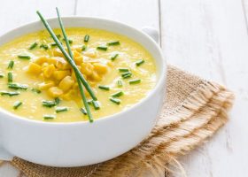 طريقة عمل شوربة ذرة بالكريمة