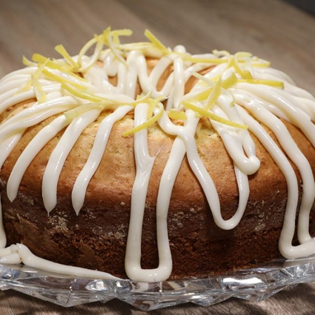 طريقة عمل كيكة الليمون بالكريمة