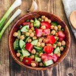 طريقة عمل سلطة الحمص بالخضار