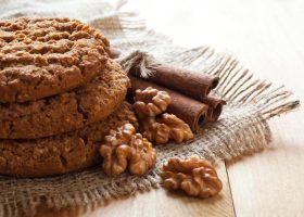 طريقة عمل كوكيز بالجوز والقرفة