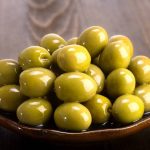 طريقة عمل زيتون اخضر