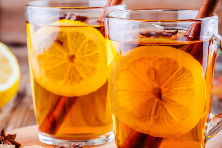 طريقة عمل شاي ايرل جراي بالبرتقال والقرفة