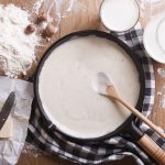 طريقة عمل صلصة البشاميل بكريمة الطبخ
