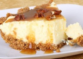 طريقة عمل الكريم كراميل بالبسكويت