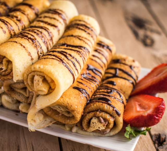 طريقة عمل رول الكريب بالشوكولاتة