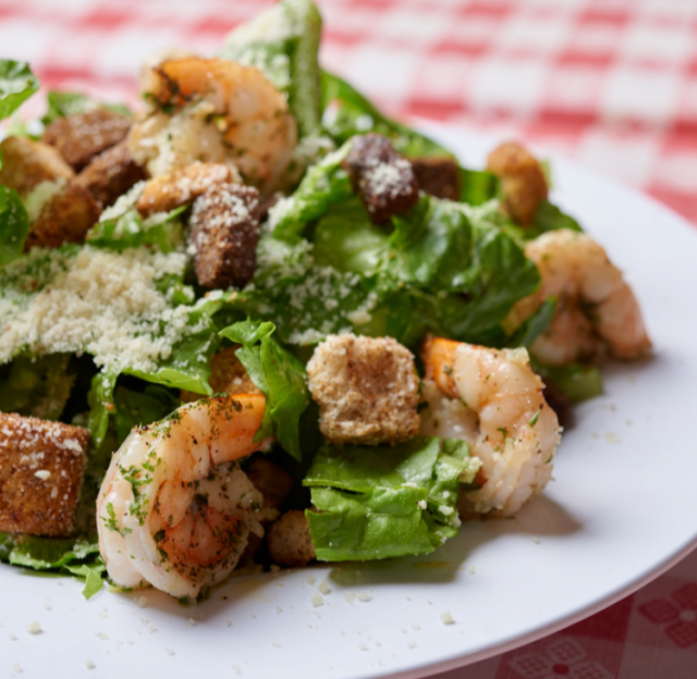 طريقة عمل سلطة الروبيان بالخس