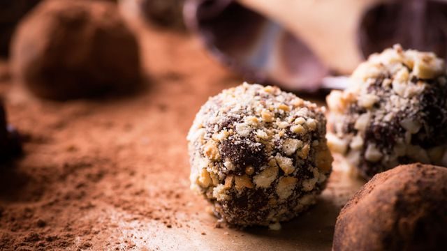 طريقة عمل ليزي كيك كرات