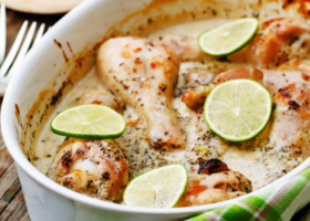 طريقة عمل أفخاد الدجاج بالكريمة والليمون والثوم