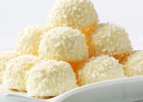 طريقة عمل كرات جوز الهند بالشوكولاتة البيضاء